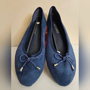 Musshoe women's navy blue flats